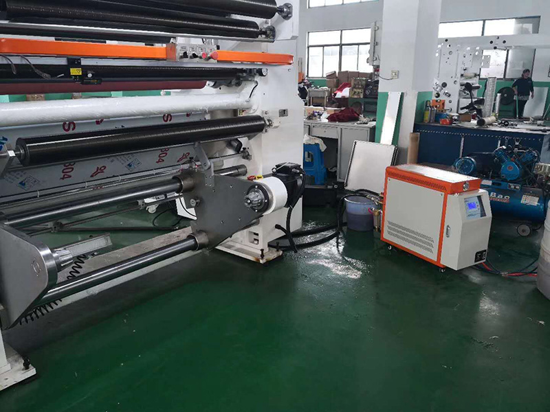 薄膜行業(yè)模溫機(jī)